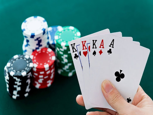 Poker – Trải nghiệm trò chơi Poker dễ thắng