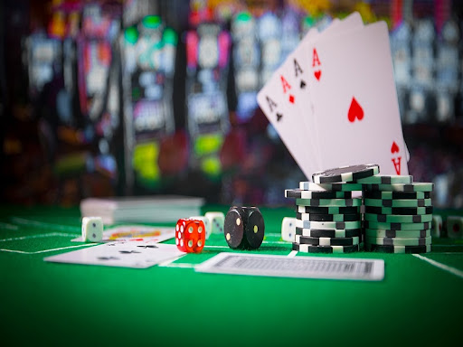 Poker – Trải nghiệm trò chơi Poker dễ thắng