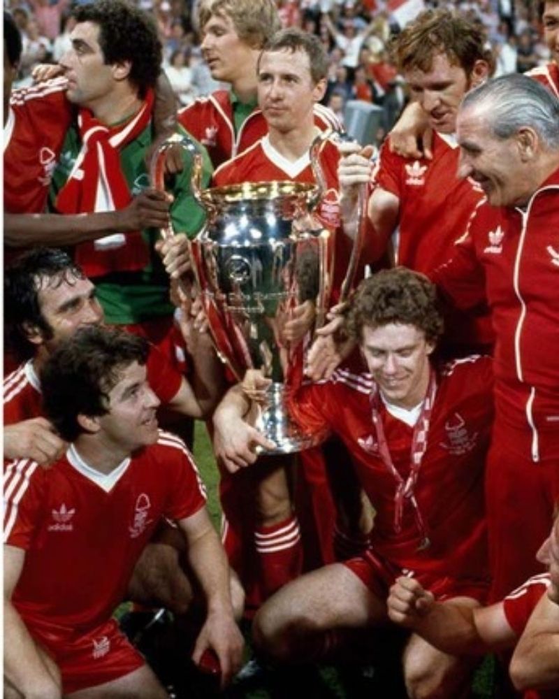 Thông tin về Nottingham Forest FC: hình ảnh, đội bóng, tin tức