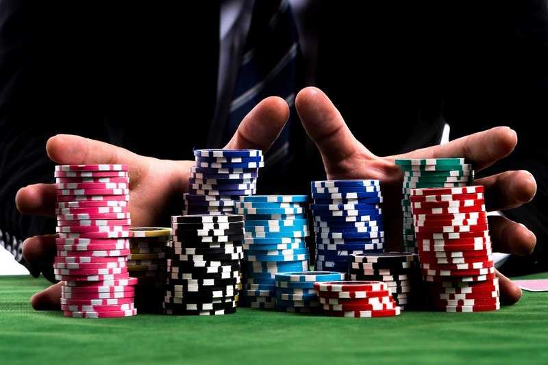 Game bài Poker - thỏa mãn đam mê của người chơi trực tuyến