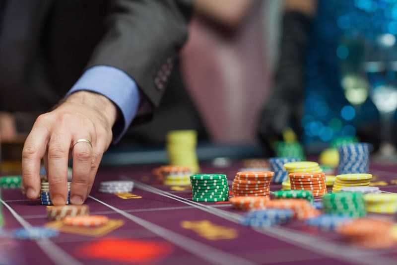 Game bài Poker - thỏa mãn đam mê của người chơi trực tuyến